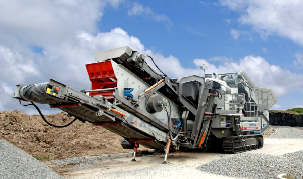 Tracked Mobile Crusher