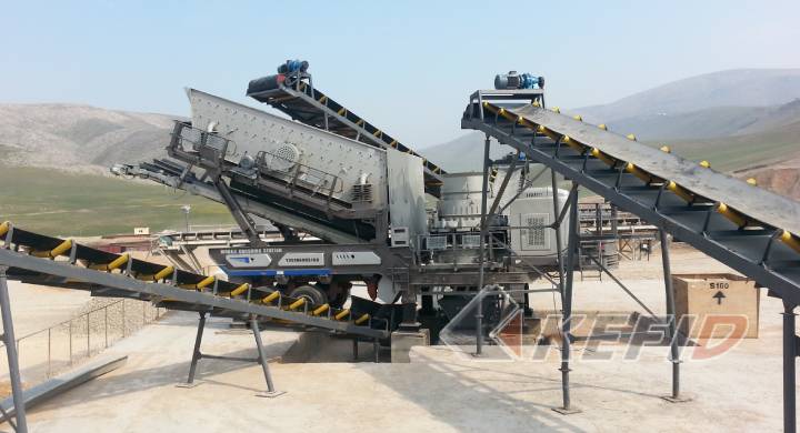 Mobile cone crusher